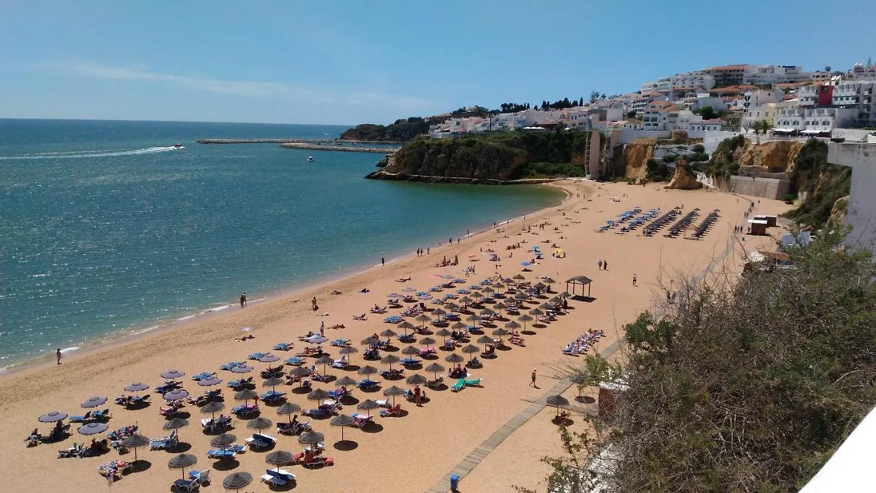 Albufeira Tradicional Beach Apartment