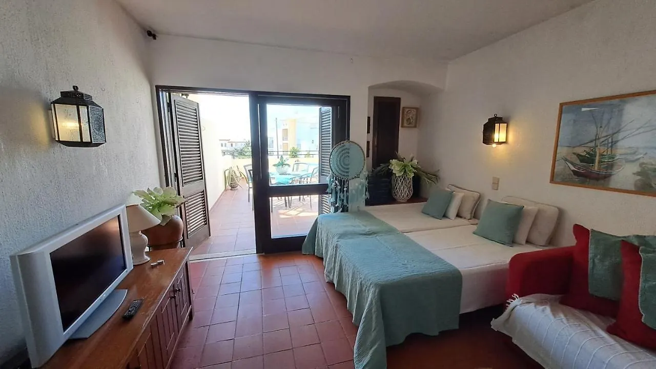Albufeira Tradicional Beach Apartment