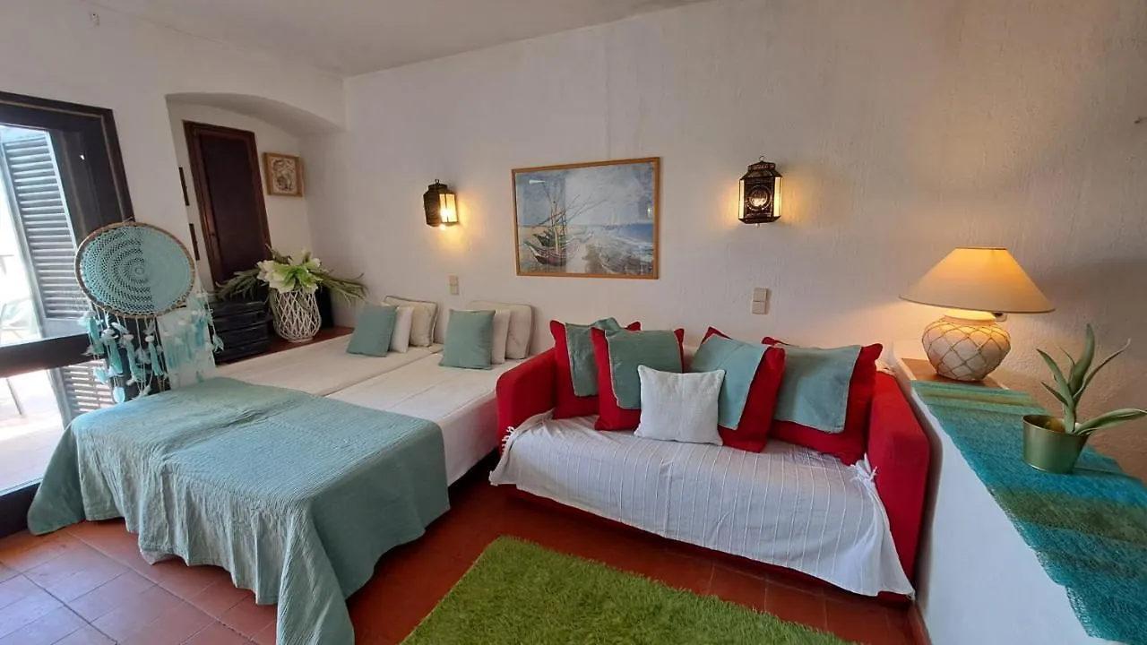Albufeira Tradicional Beach Apartment
